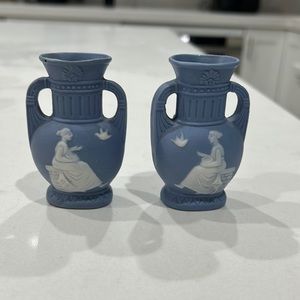 Wedgewood bud vase